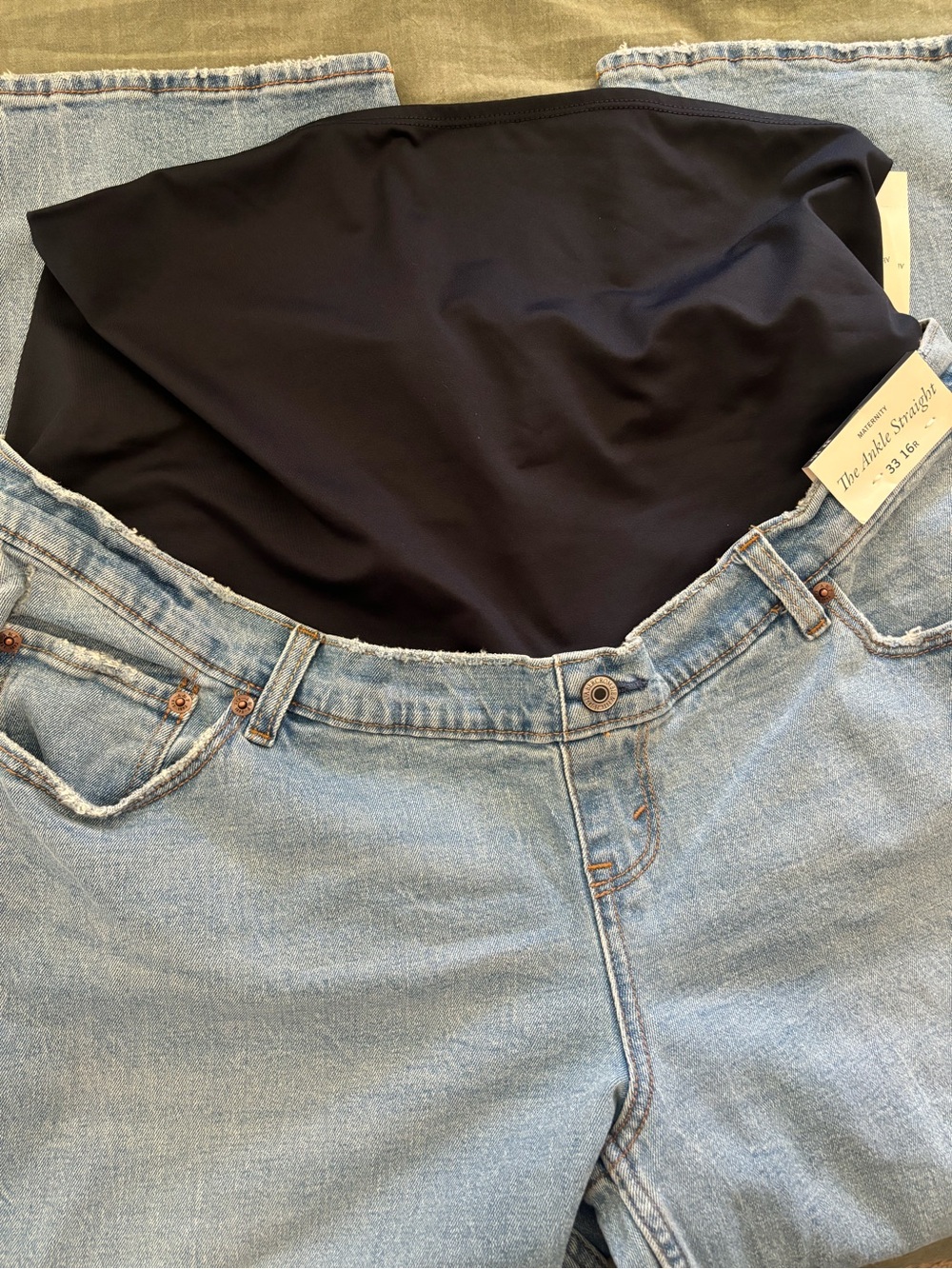 NWT Abercrombie and Fitch The Ankle Straight Maternity Jeans - Picture 4 of 5